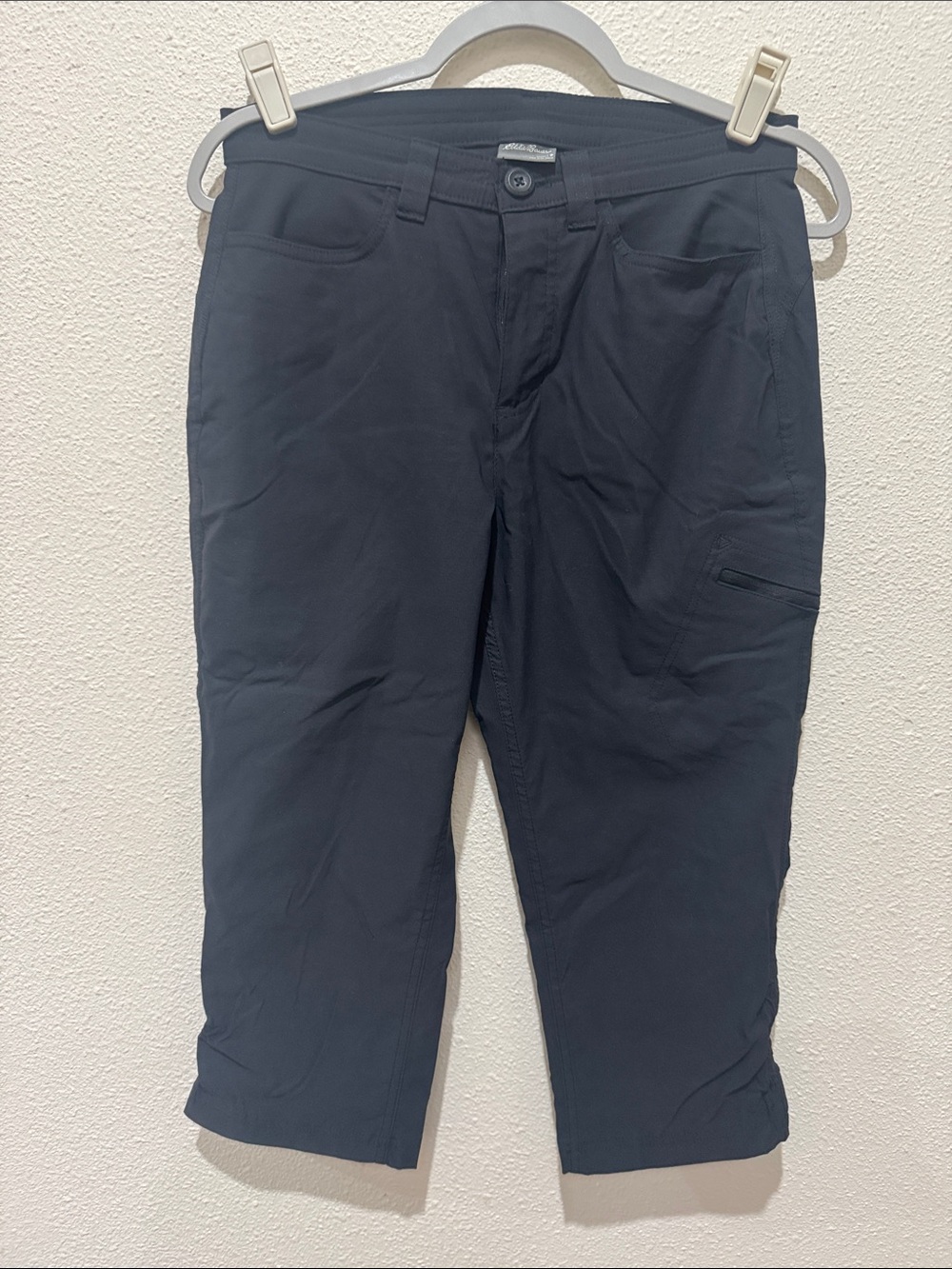 Eddie Bauer Women’s Navy Capris Pants